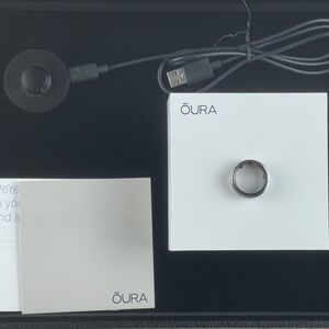 Oura Ring Gen3 Horizon Silver Smart Ring Size 11 Wellness Tracker Set JZ9051384